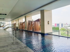 Pool - Good Deal And Simply Look Studio Apartment At B Residence (Pagedangan)