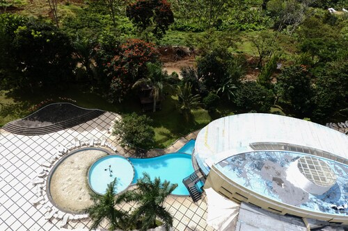 Exclusive And Comfy 2Br Apartment Marbella Suites Dago Pakar Bandung