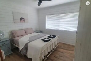 5 soverom, strykejern/-brett, wi-fi (inkludert) og sengetøy