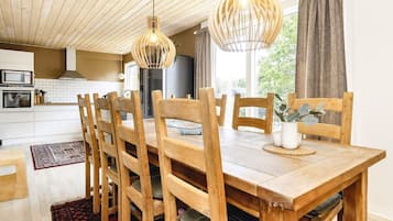 House | Dining