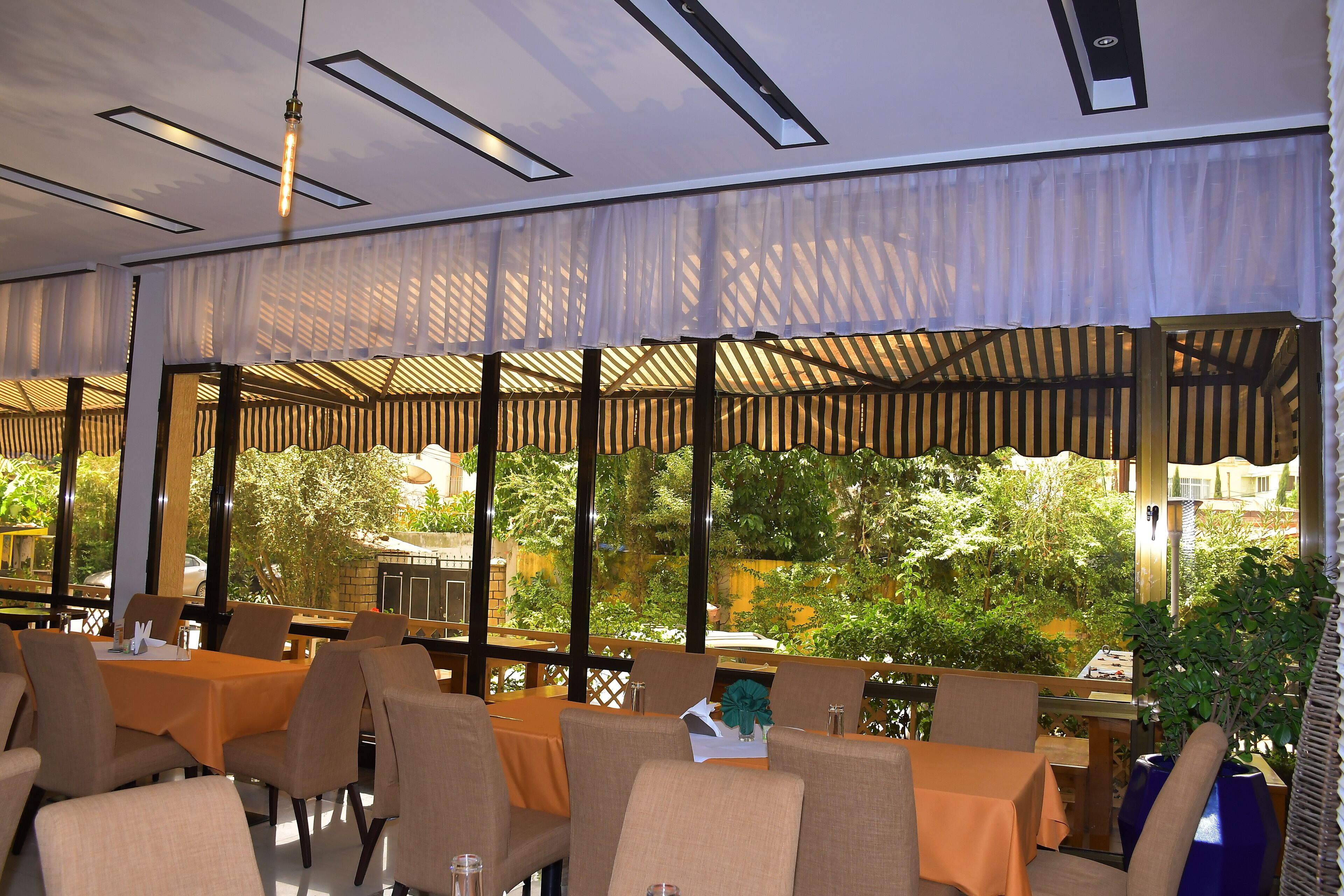 Photo - Sun View Hotel