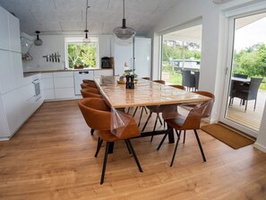 House | Dining