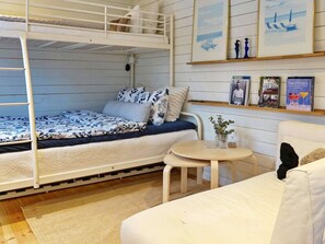 Casa | 1 quarto, individualmente mobiliados