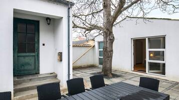 House | Dining