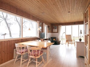 House | Dining - 4 Person Holiday Home in Martofte (Martofte)