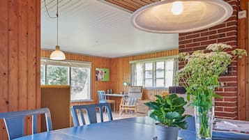 House | Dining