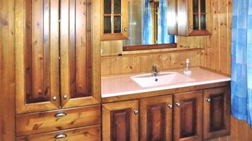 House | Bathroom