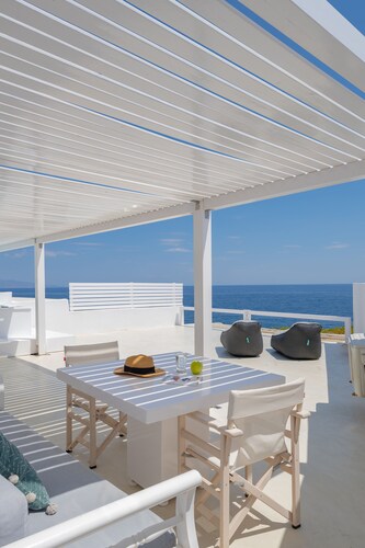 Infinite Blue Luxury Suites