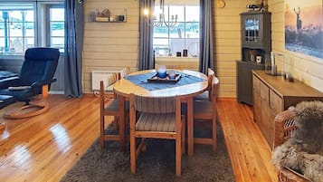 House | Dining