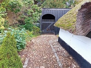 House | Exterior - 8 Person Holiday Home in Ulfborg (Ulfborg)