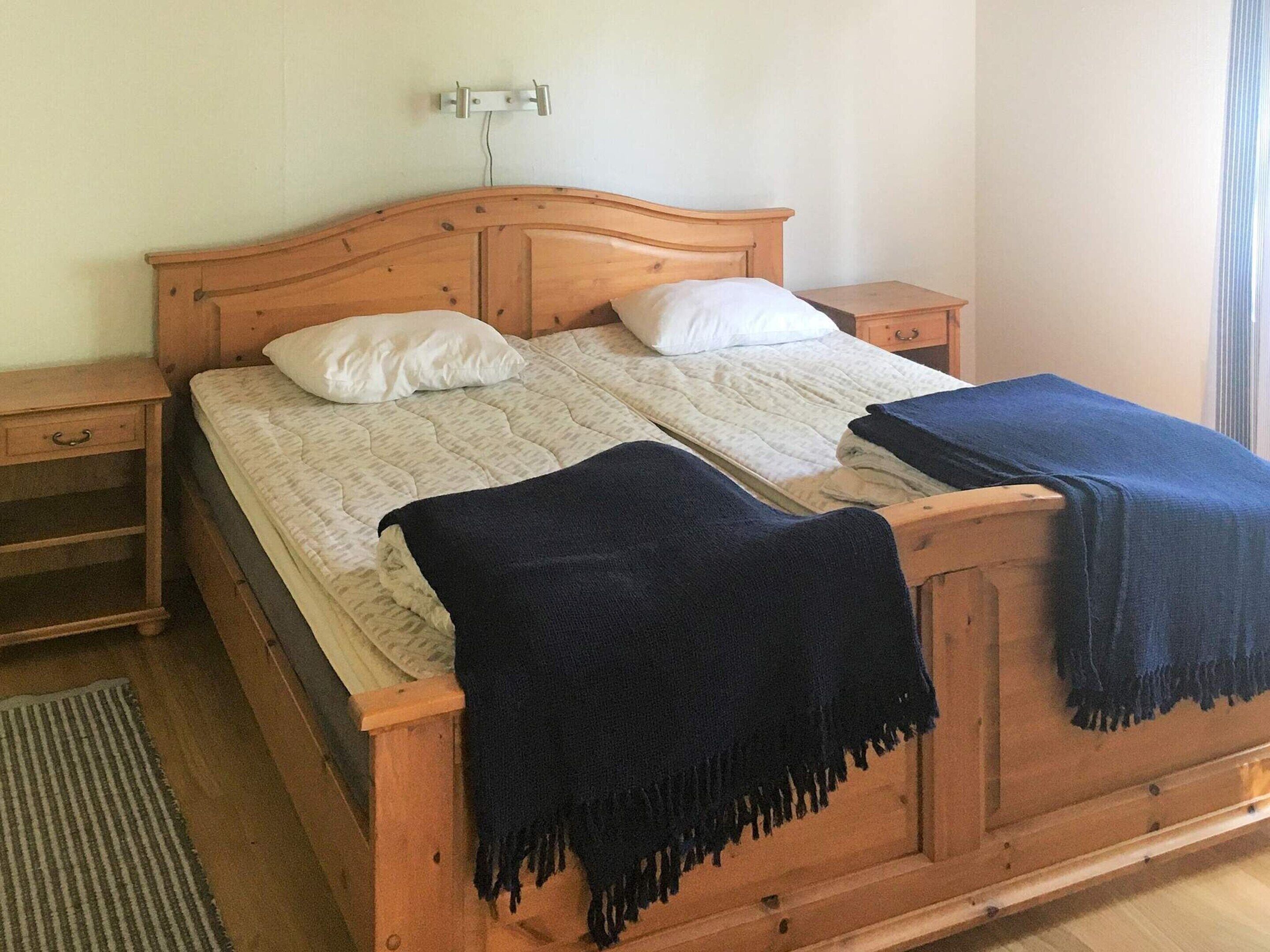 Nhà | 2 phòng ngủ, trang bị nội thất với thiết kế riêng biệt 