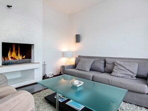 Apartment | Living area