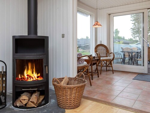 9 Person Holiday Home in Vaeggerlose