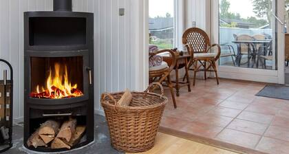 9 Person Holiday Home in Vaeggerlose