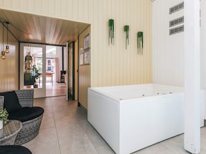 House | Spa treatment - 4 Star Holiday Home in Vaeggerlose (Vaeggerlose)