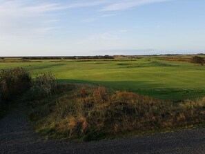 Apartment | Golf - Pet-friendly Romo Getaway Apartment (Rømø)