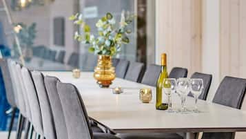 House | Dining