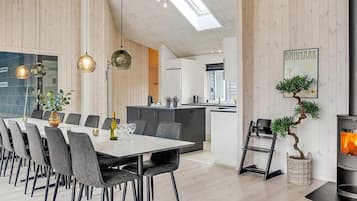 House | Dining