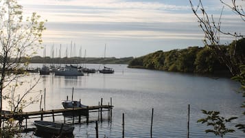 House | Water view