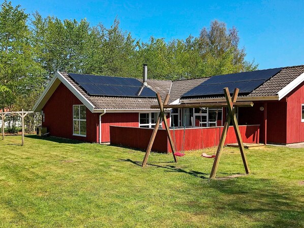 House | Children’s area