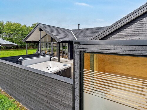 5 Star Holiday Home in Sydals