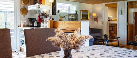 House | Dining