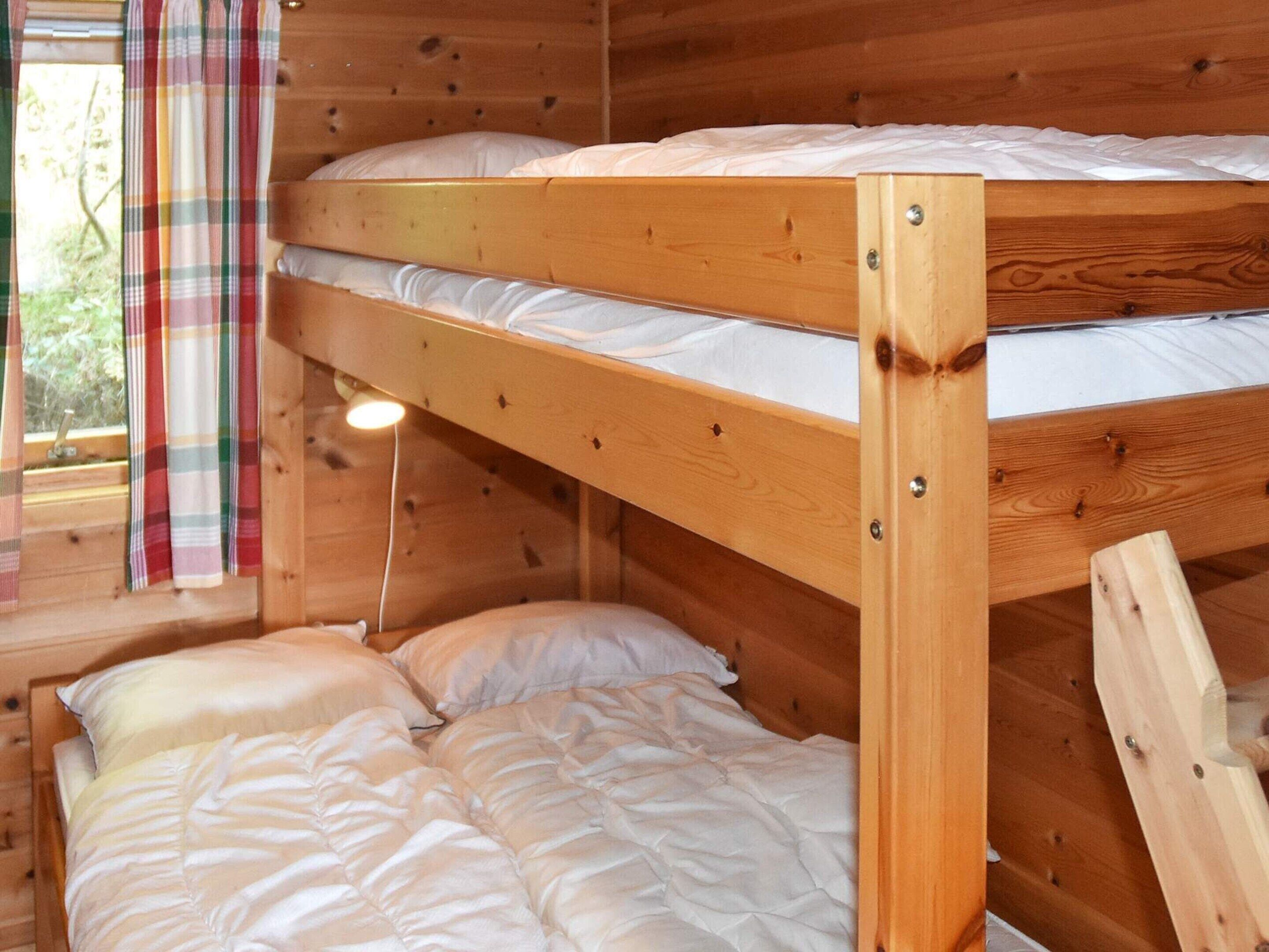 3 bedrooms, individually furnished