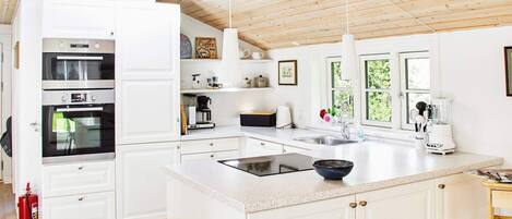 House | Private kitchen