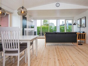 House | Dining