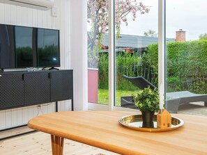 House | Dining