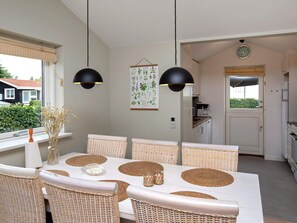 House | Dining - 6 Person Holiday Home in Vaeggerlose (Vaeggerlose)