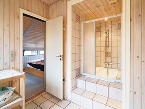 House | Bathroom