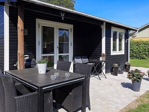 House | Dining - 4 Person Holiday Home in Faxe Ladeplads-by Traum (Faxe Ladeplads)