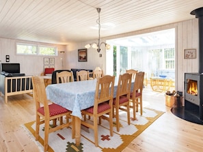 House | Dining
