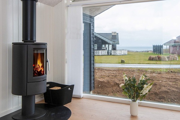 House | Water view