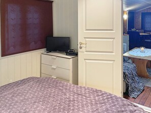 House | Interior - 4 Person Holiday Home in Lindas (Alver)