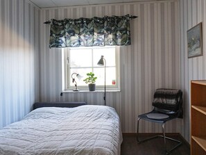 Nhà | 4 phòng ngủ, trang bị nội thất với thiết kế riêng biệt 