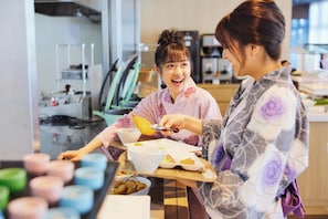 Daily buffet breakfast (JPY 3000 per person)