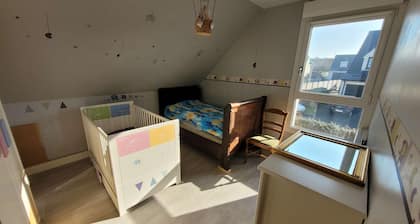 Spacious 4BR House in Wimereux with Garden, WiFi & Garage