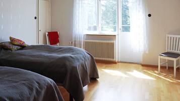 House | 2 bedrooms, individually furnished