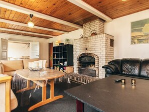 House | Interior - 4 Star Holiday Home in Aabybro (Aabybro)