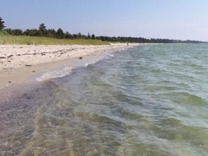 House | Water view - 4 Person Holiday Home in Knebel (Knebel)