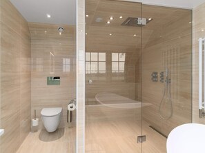 House | Bathroom