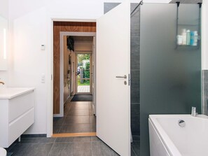 House | Interior - Luxury Spa Retreat - By Traum Ferienwohnungen (Glesborg)