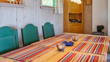 House | Dining