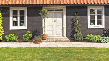 House | Exterior