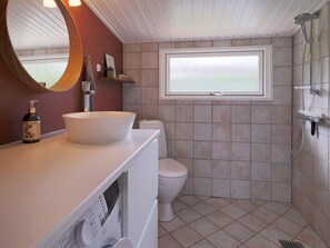 House | Bathroom