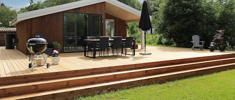 House | Outdoor dining