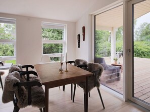 House | Dining