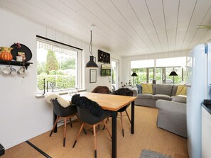 House | Dining - 6 Person Holiday Home in Karrebaeksminde (Karrebæksminde)